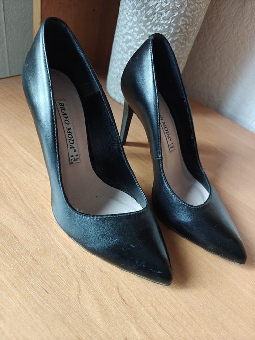 Продам жіночі туфлі