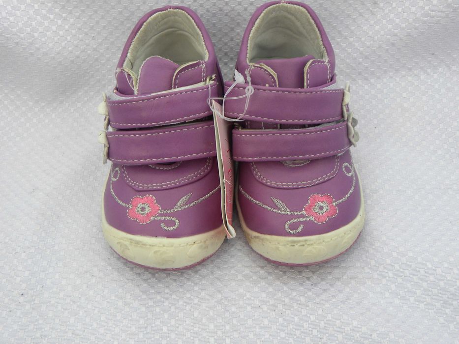buty sportowe niemowlęce dziewczęce rozmiar 20