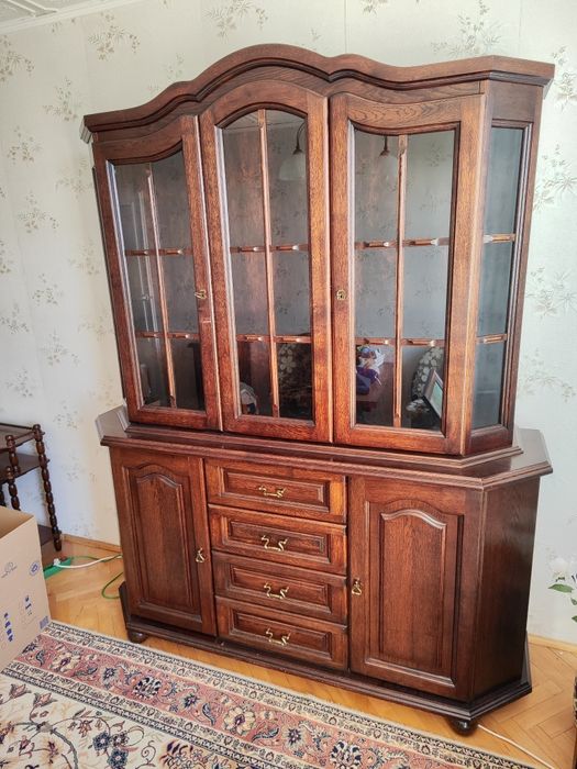 Kredens i dwie szafki