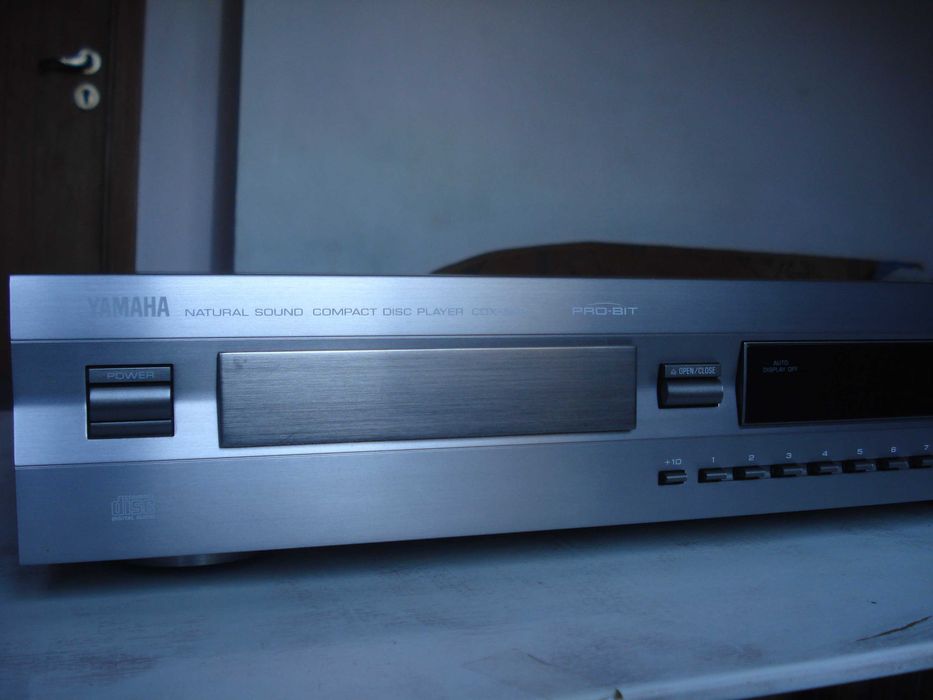 CD-програвач "Yamaha" CD-S300, CDX-593