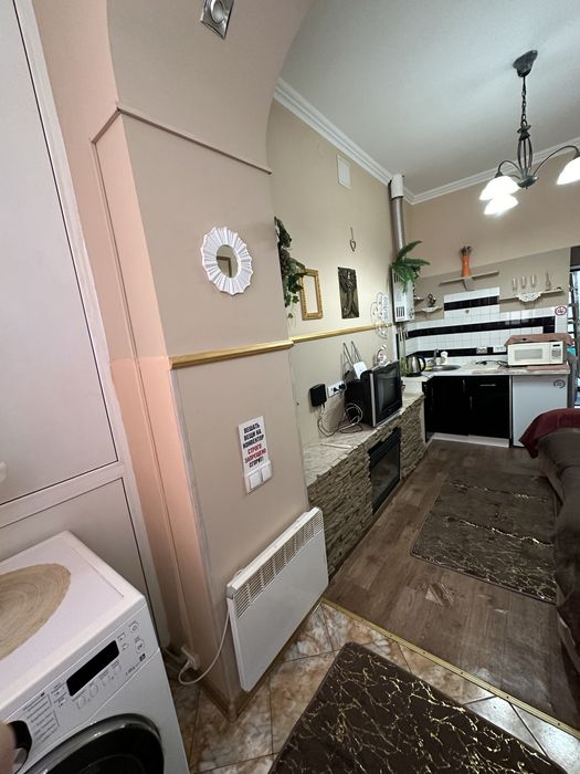 Маленька - смарт квартира біля Площі !