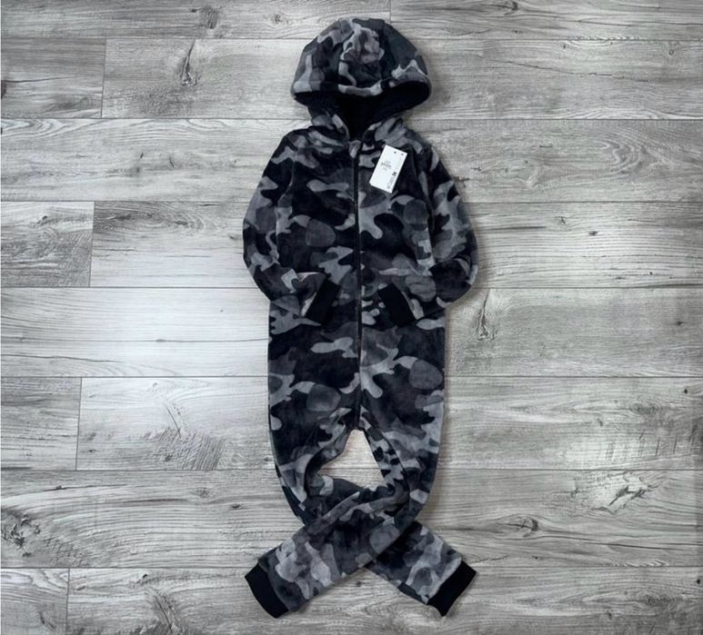 Продам кінгуру-піжаму махрову камуфляж  128