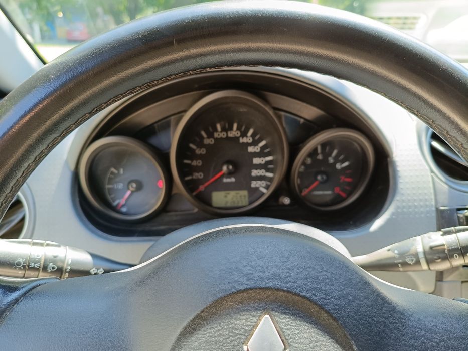 Mitsubishi colt 6