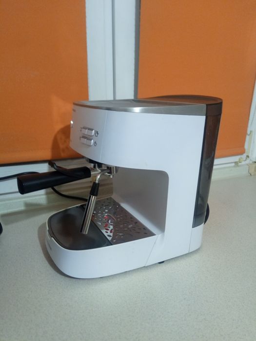 Ekspres kolbowy Electrolux Easypresso EEA 260 ekspres do kawy