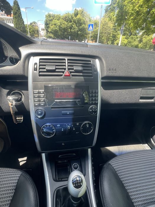 Mercedes B200 Turbo (gasolina)