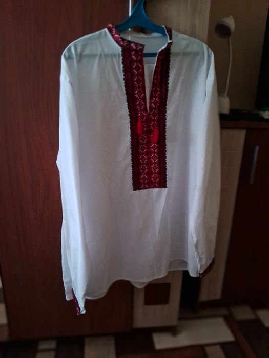 Продаю  мужскую вышиванку