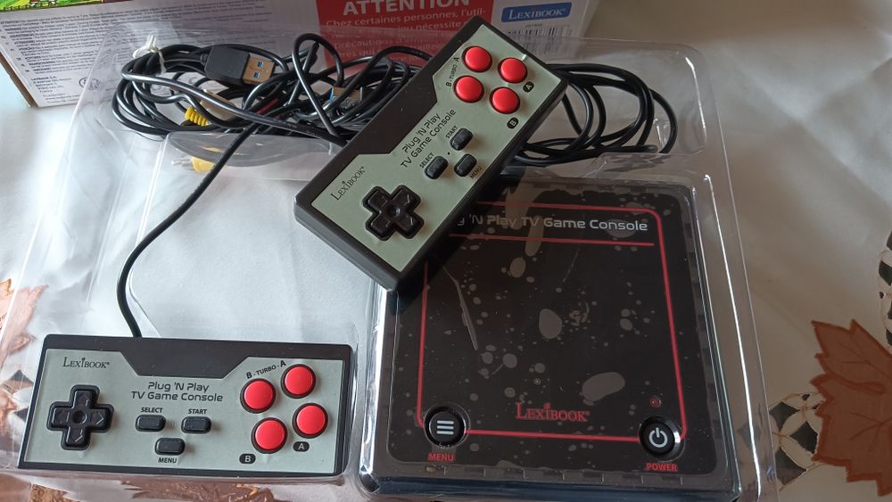 Consola de jogos Lexibook Retro TV Game (modelo JG7800)