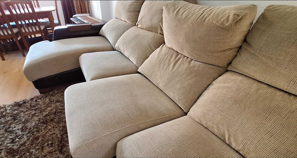 Sofá chaise longue com 3 lugares