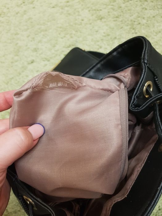 Рюкзак и сумочки женские.