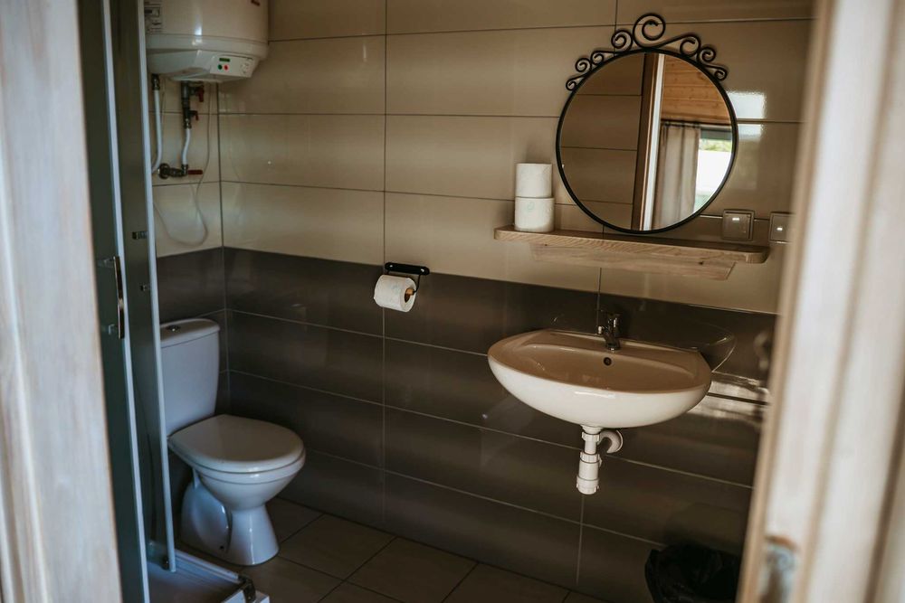 Domki i noclegi dla rodzin nad jeziorem | Majówka | Giewartów