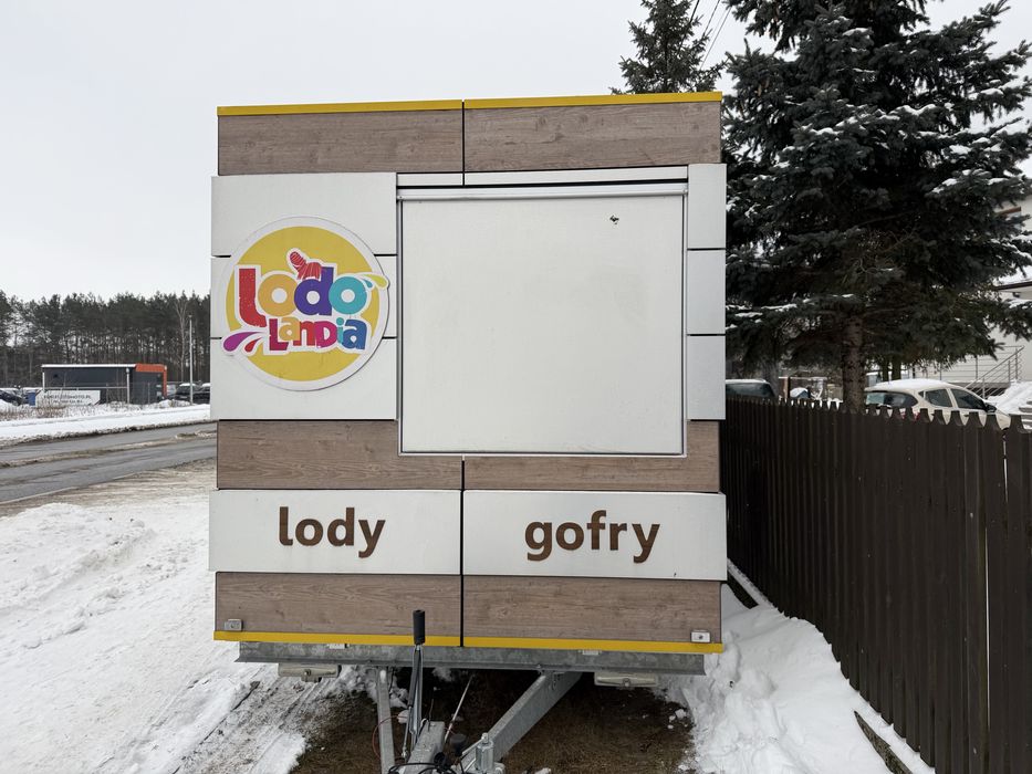 Przyczepa gastronomiczna 2022r lody gofry granita  lodziarnia