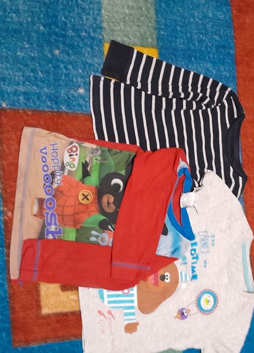 Кофтинка дитяча  2-3 р