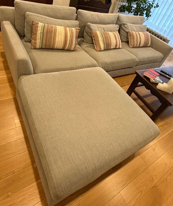 Sofá cinza Italiano com 3 anos de uso como novo