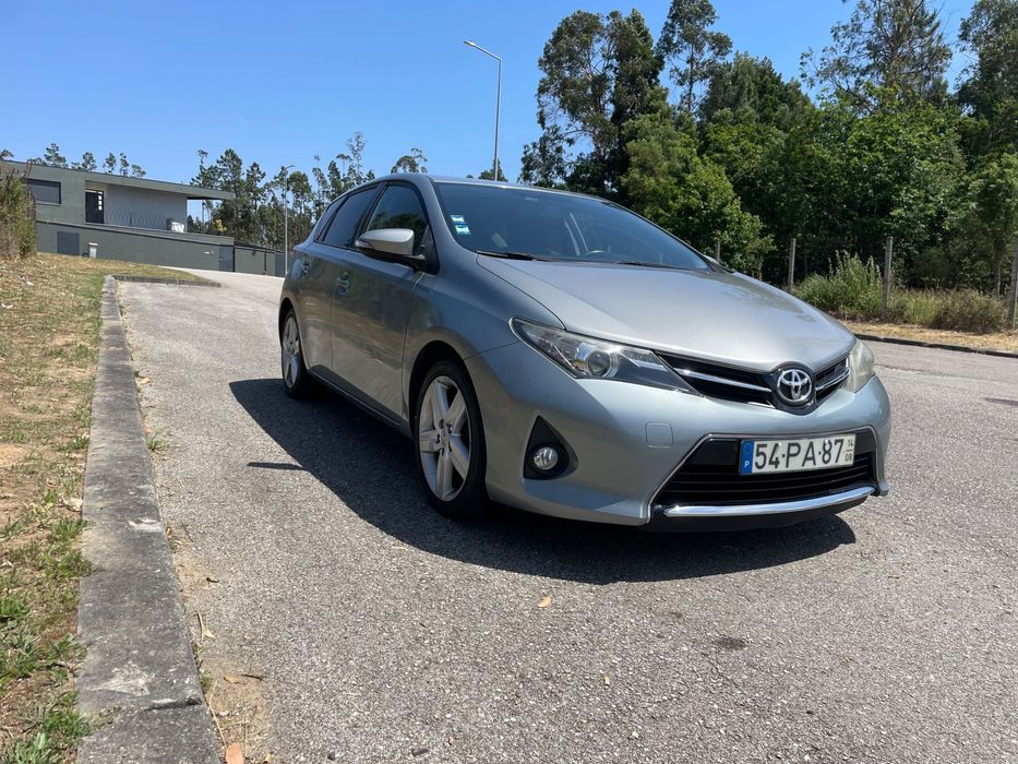 Toyota Auris 2014