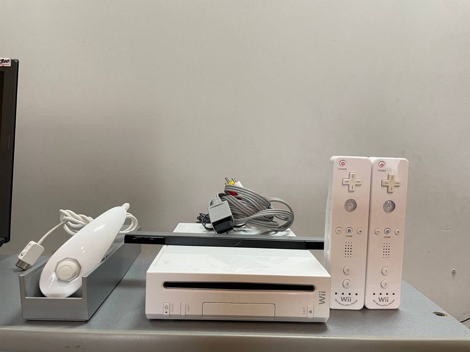 Ігрова консоль Nintendo D-63760 Гросостхайм