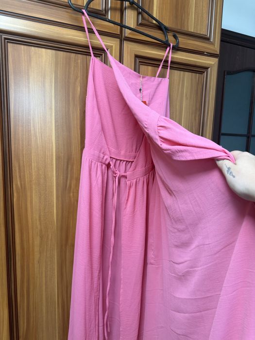 Новий рожевий літній сарафан максі з кишенями