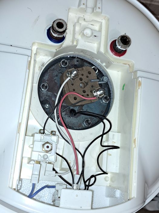 Бойлер Atlantic 80л. Сухой тен, 1500w.