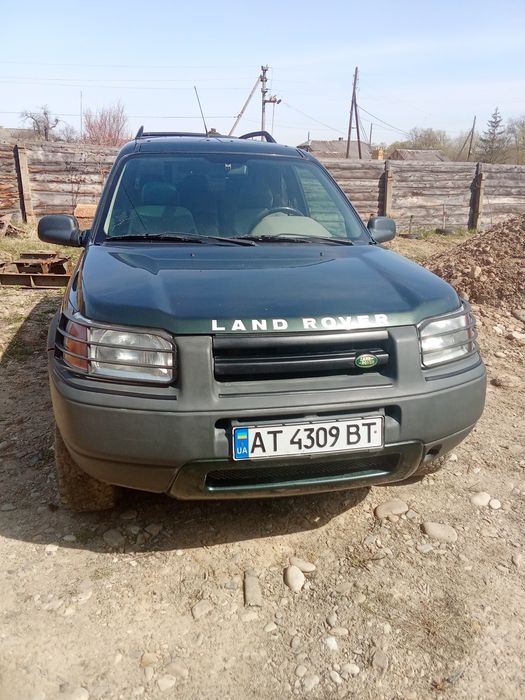 Ленд ровер 2000р в