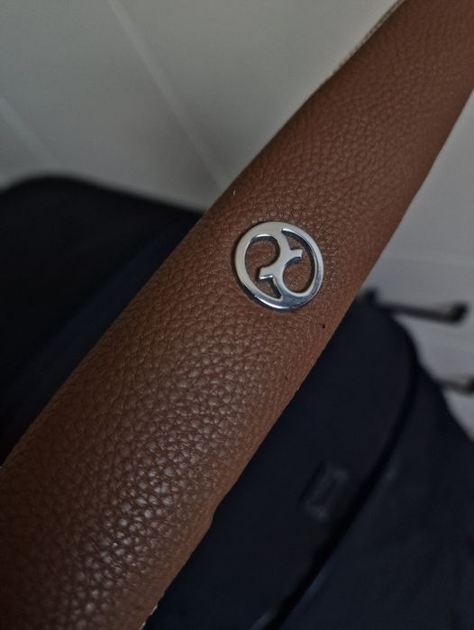 Cybex Mios na ramie chrome z brązową rączką