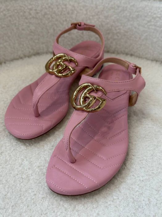 Босоніжки Gucci  Без коробки  36 р 1880 грн