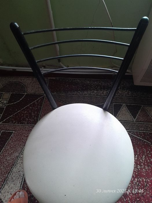 Продам б/у барні  стільці