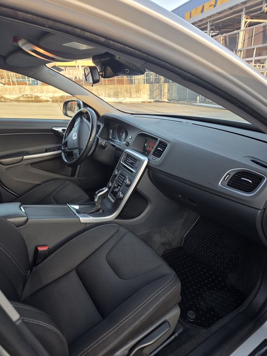 Euro 6 # Automat # V60 # FaceLifting  # Navi 2 alusy