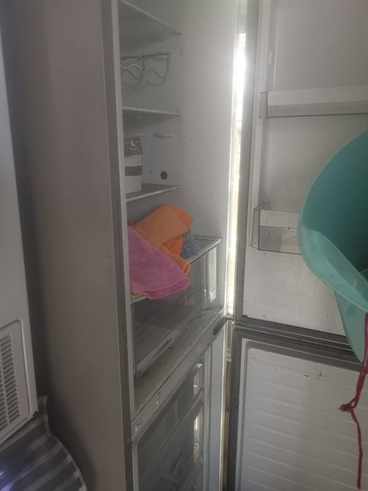 Frigorífico Siemens avariado para peças