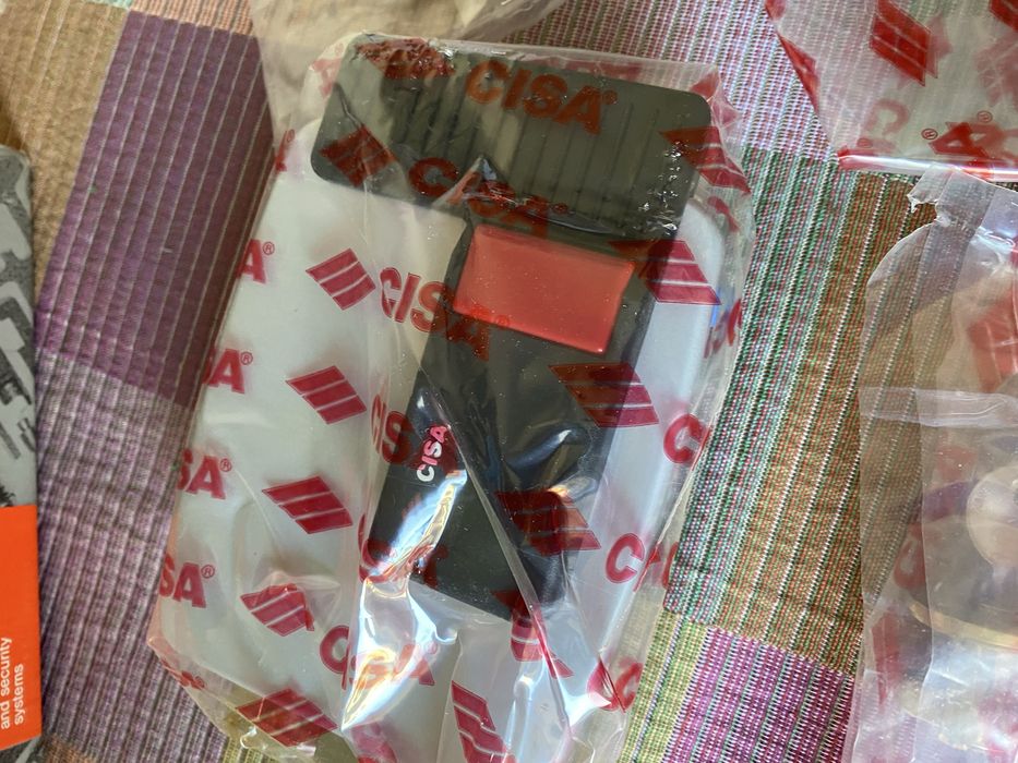 Fechadura elétrica esquerda da Cisa