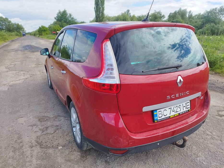 Рено Гранд Сценік автомат