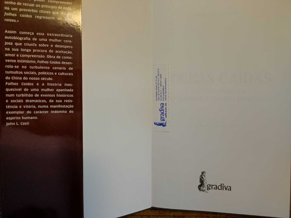 Folhas caídas, de Adeline Yen Mah