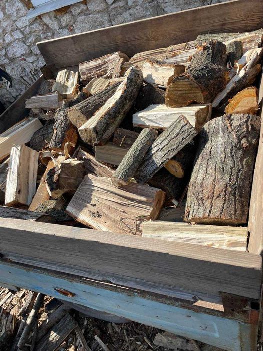 Дрова колоті / колотые дрова дуб акація ясень клен