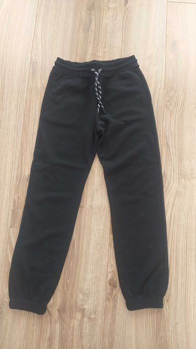 Dres czarny nowy Terra Nova 140-146