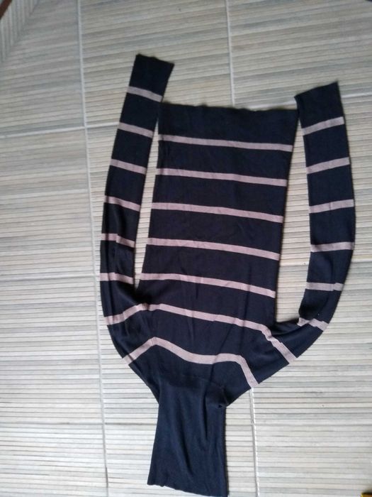 Ciemny golf z wysoką stójką Zara S