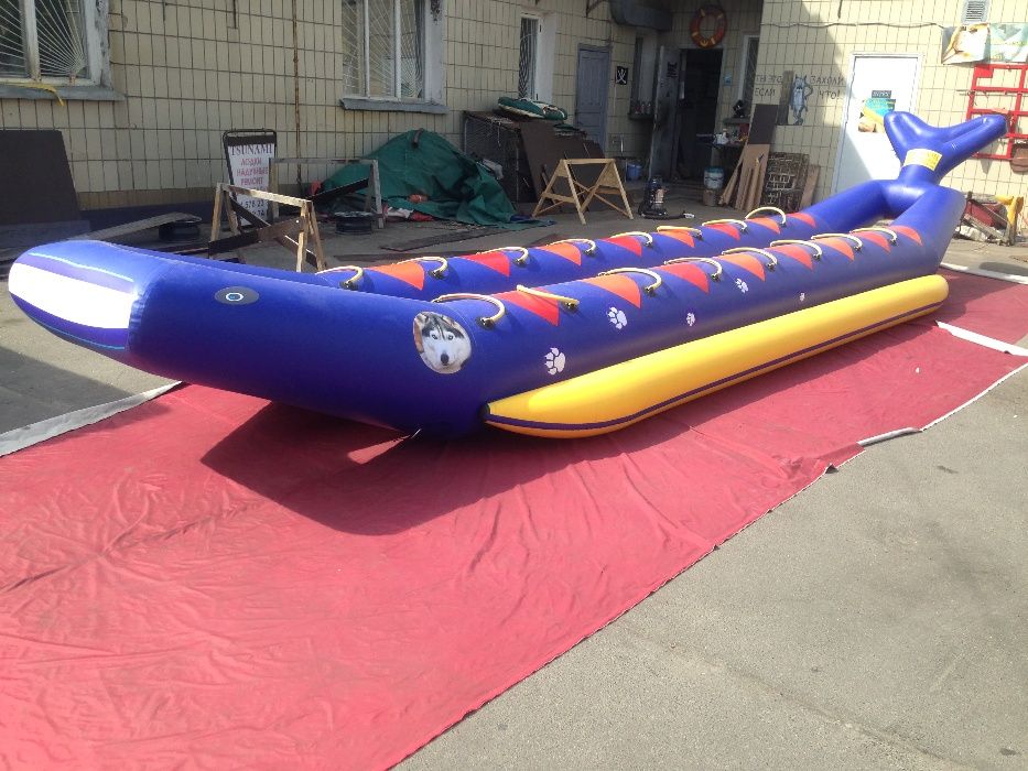 надувной водный аттракцион