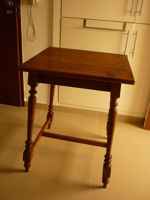 antiga mesa de café