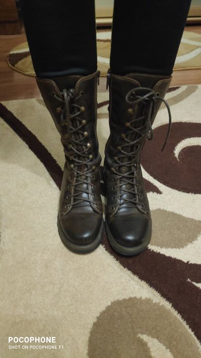 Чобітки ботильйониFly London.