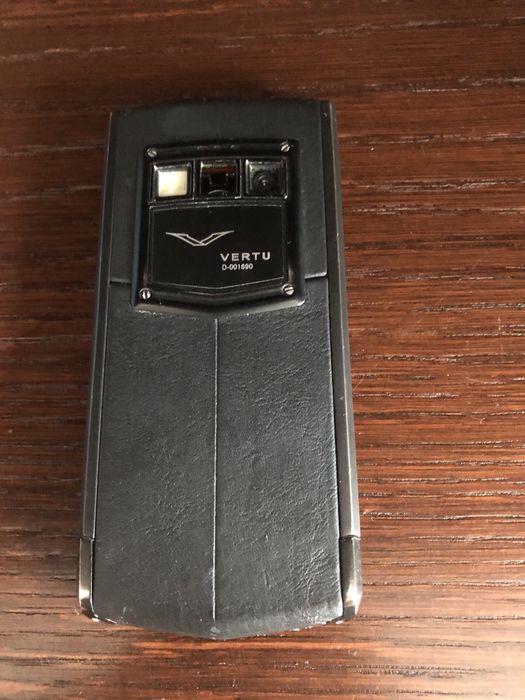 Vertu Ti  телефон