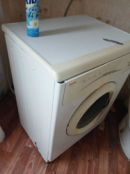 продам стиралку  б у