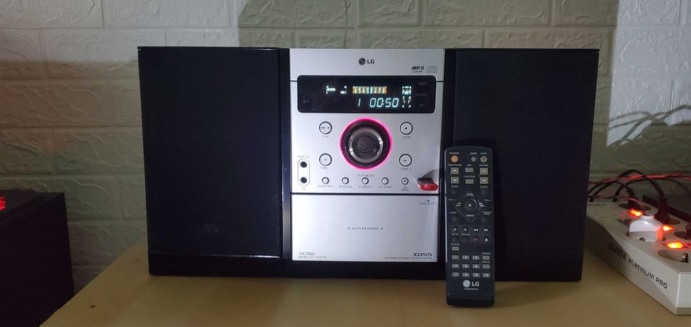 Музичний центр LG XC-U62X 60W диск + кассета + радио + USB + AUX