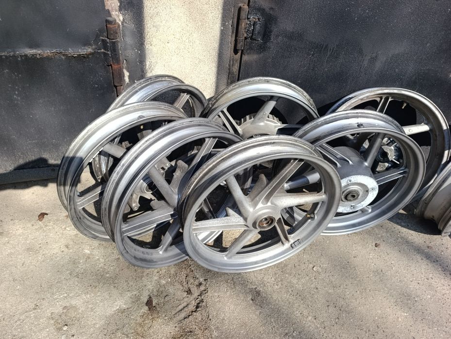 Передній колісний диск honda cb 500 17"