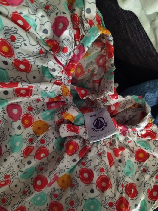 Lote 30 -  20 peças de roupa de menina Verão 2 anos