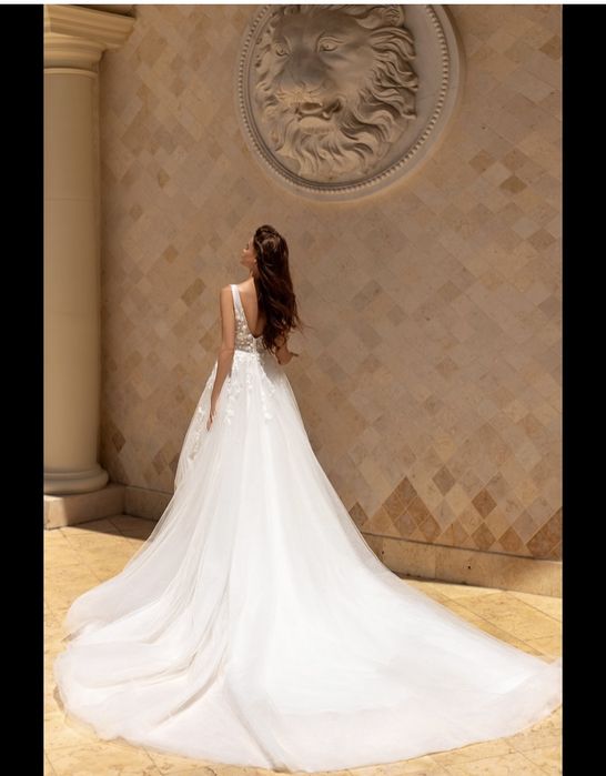 Продам весільну сукню від італіського дизайнера Giovanna Alessandro