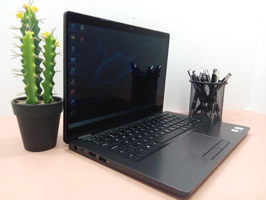 Laptop Dotykowy Dell 5300 i5 13,3 FHD IPS 16GB 256 SSD Win11 GW FV