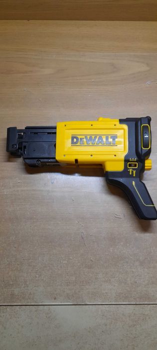Продам DeWalt DCF6202.