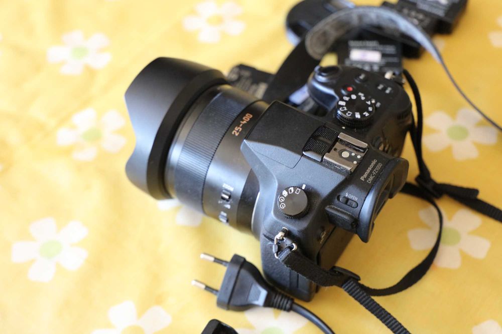 Panasonic Lumix FZ-1000