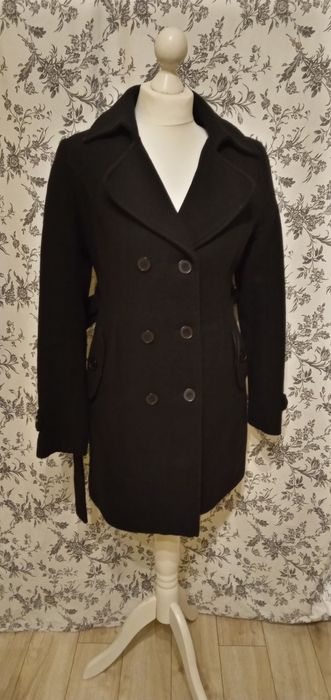 Ciepły płaszcz z wełny 80%, S M