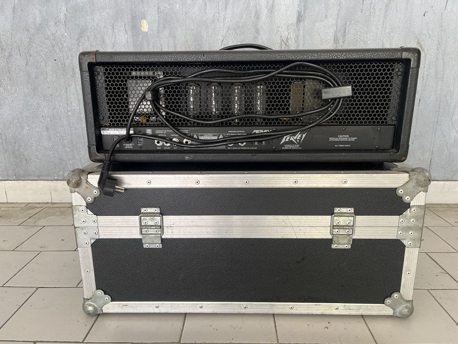 PEAVEY 6505 120W com case e footswitch
