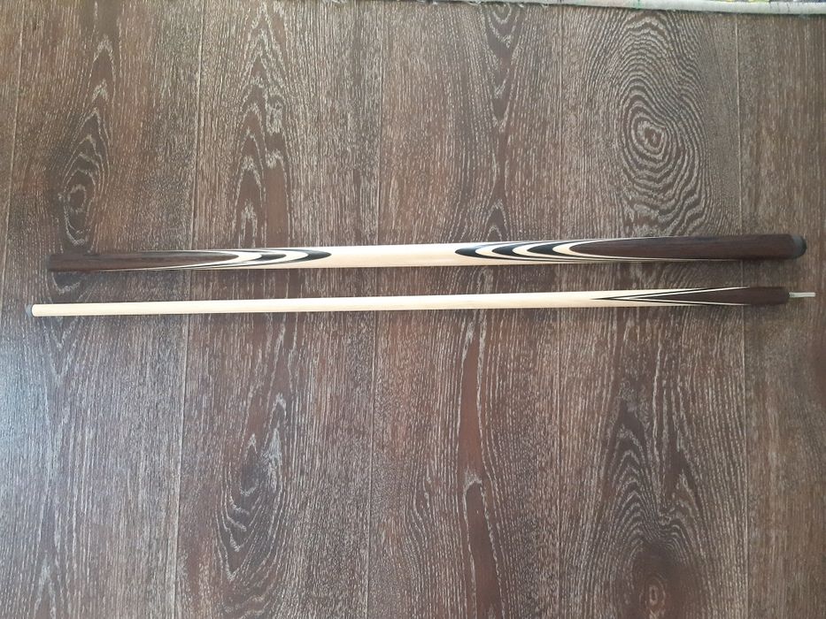 Кий  бильярдный новый.