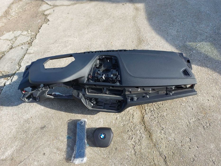 Naprawa, regeneracja desek rozdzielczych, konsol