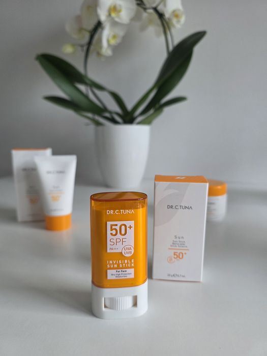 Stick przeciwsłoneczny  SPF50 Farmasi 20g